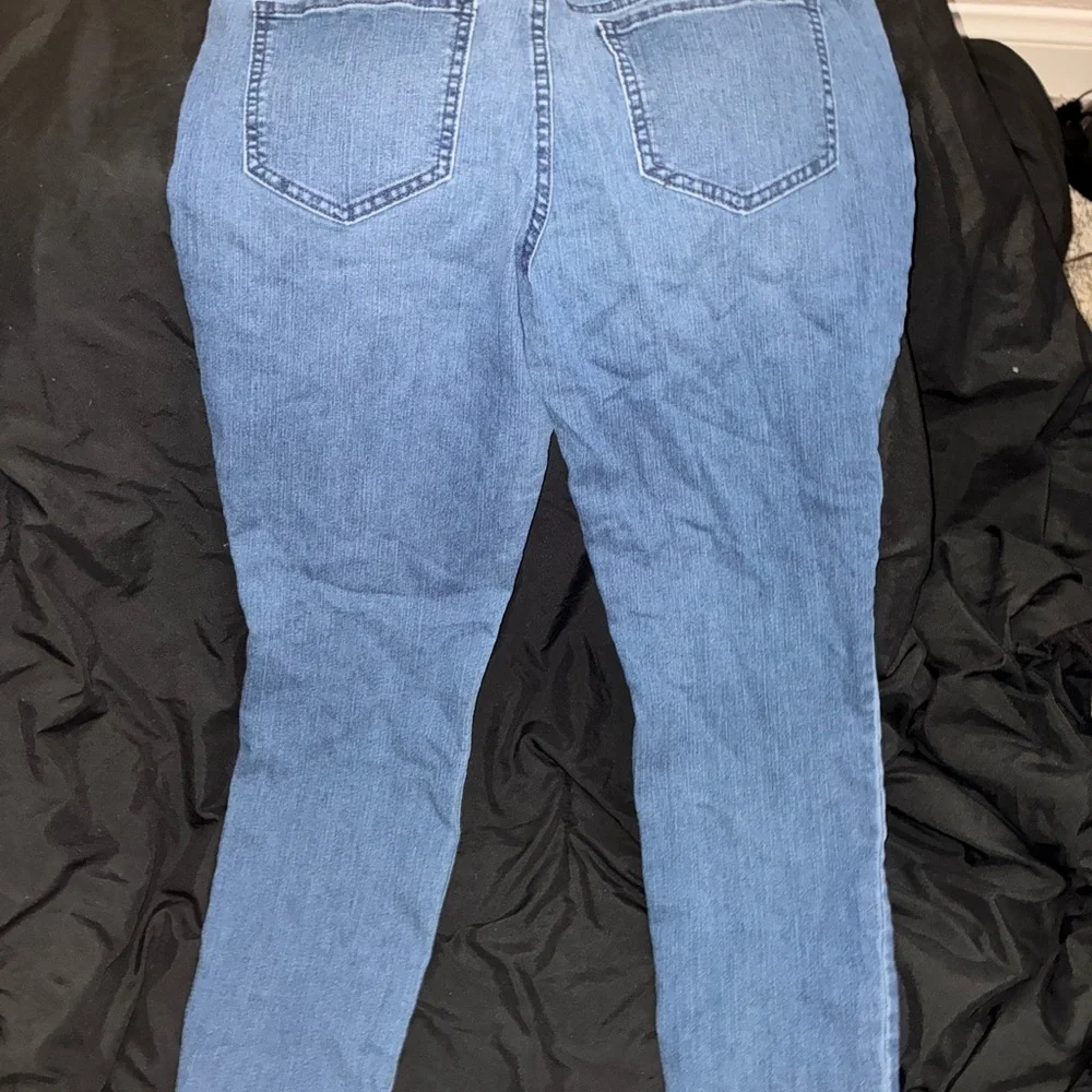 Old Navy Women's Light Blue Skinny Jeans